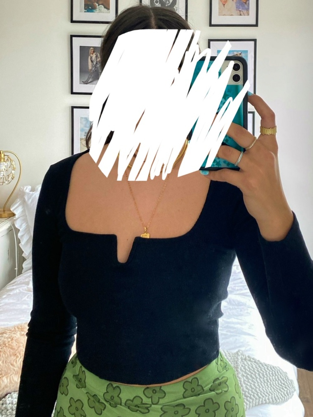 Zara Black Long-Sleeve Scoop Neck Crop Top